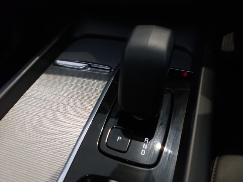 Volvo XC60 2.0L B5 Mhev Ultimate Dark Awd  #17
