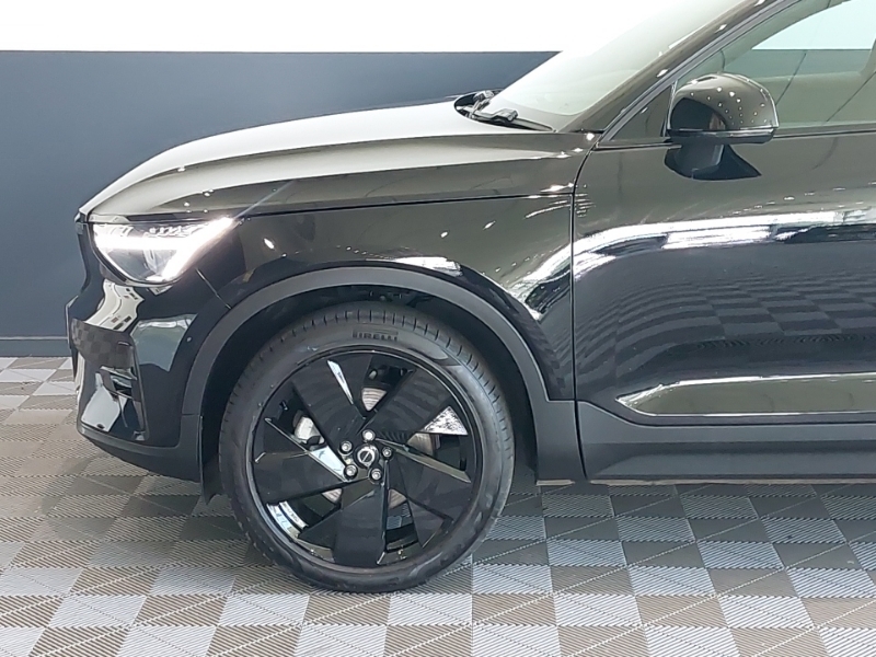 Volvo XC40 2.0 B3p Ultra Bright Black #19