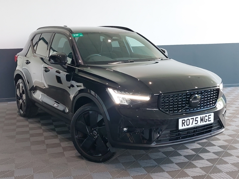 Volvo XC40 2.0 B4p Plus Black Edition Black