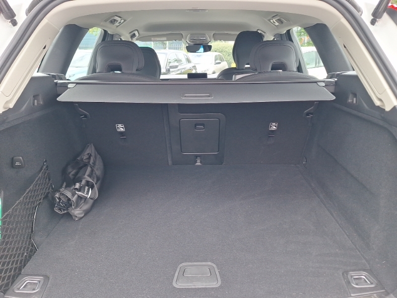 Volvo XC60 Ultra Black Edition Blue #18