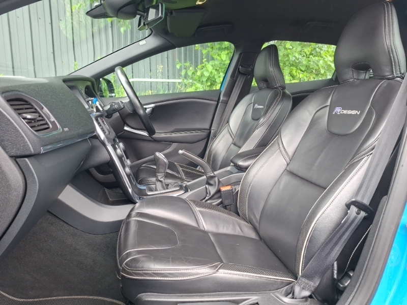 Volvo V40 D3 R Design Lux Blue #5