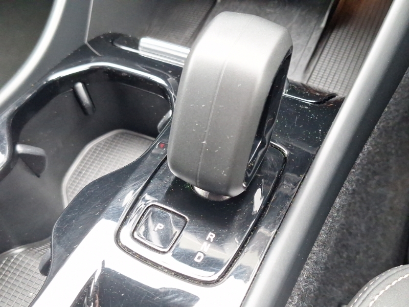 Volvo XC40 2.0 B4p Plus Dark #16
