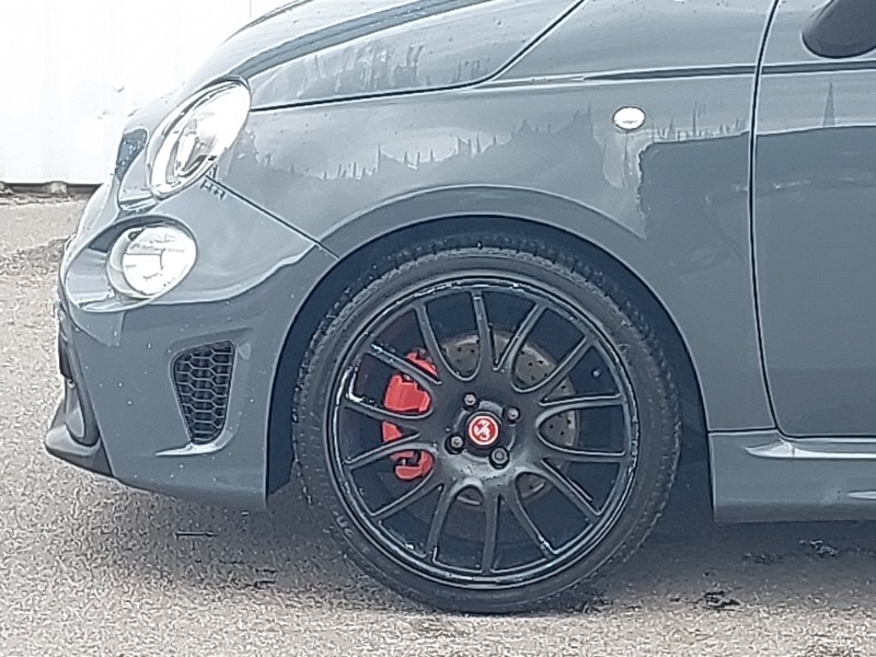 Abarth 595 1.4 T-jet F595 Pista Hatchback E Green #19