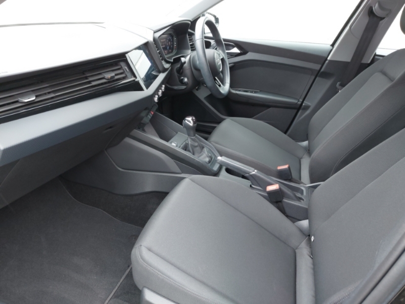 Audi A1 25 Tfsi Technik S Tronic Black #5