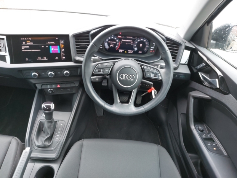Audi A1 25 Tfsi Technik S Tronic Black #6