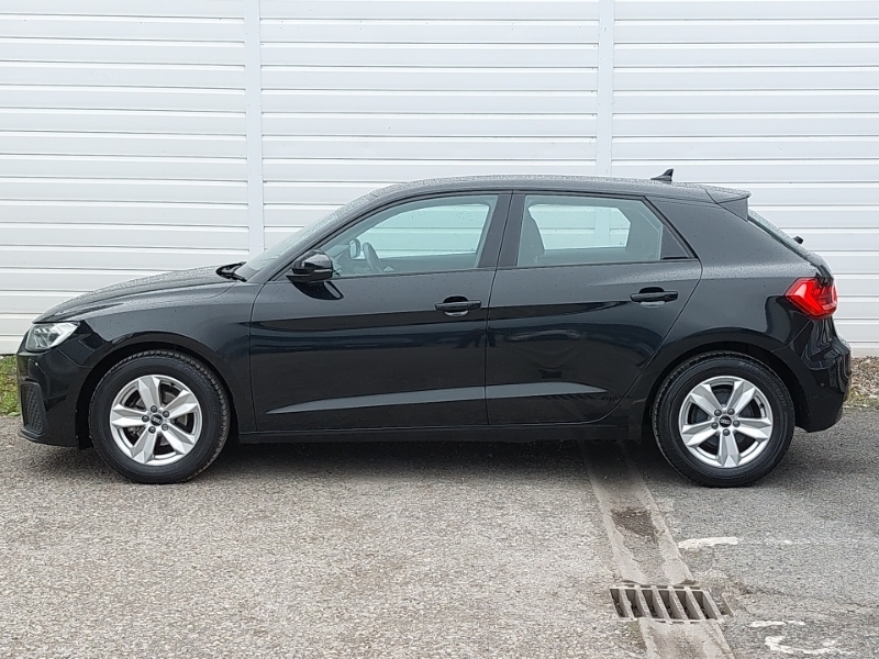 Audi A1 25 Tfsi Technik S Tronic Black #4