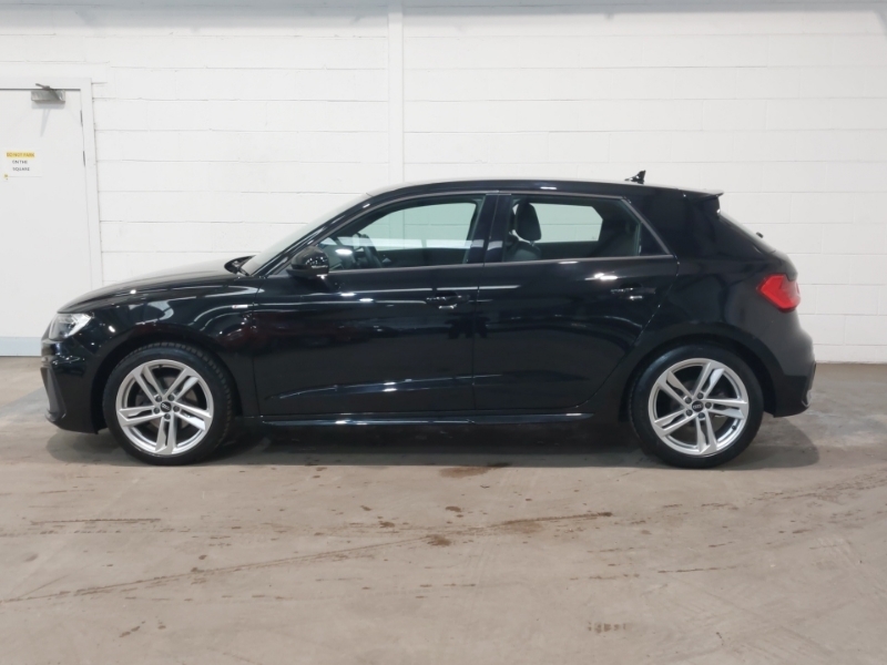 Audi A1 35 Tfsi S Line S Tronic Black #4