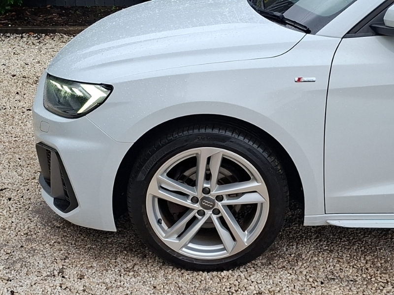 Audi A1 Audi Sportback S Line 30 Tfsi 116 Ps 6-Speed Blue #19
