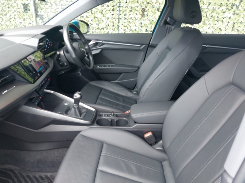 Audi A3 35 Tfsi Sport SD22EVY Blue #5