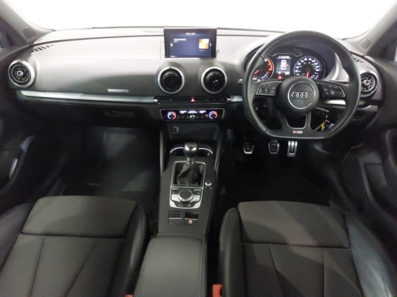 Audi A3 1.4 Tfsi S Line Black #3