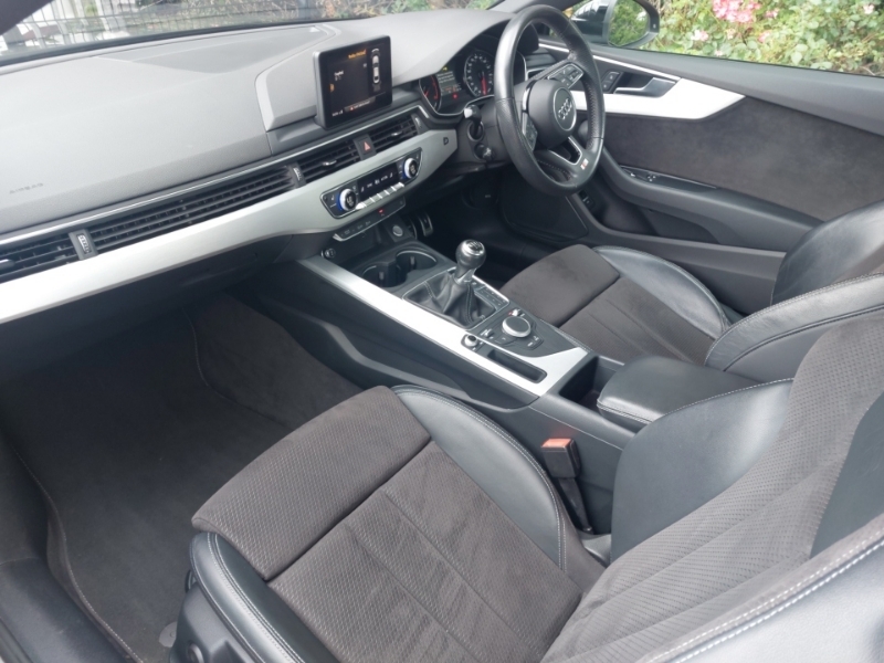 Audi A5 40 Tfsi S Line Black #5