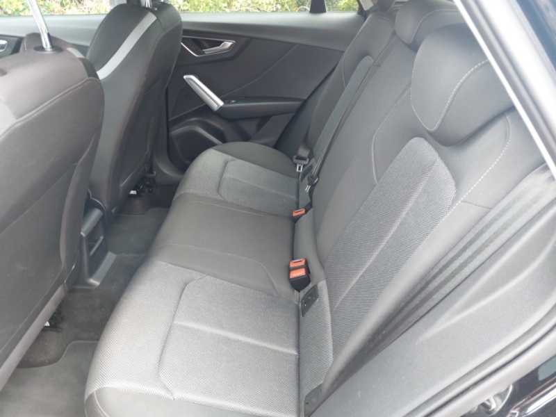 Audi Q2 30 Tdi Sport Black #6