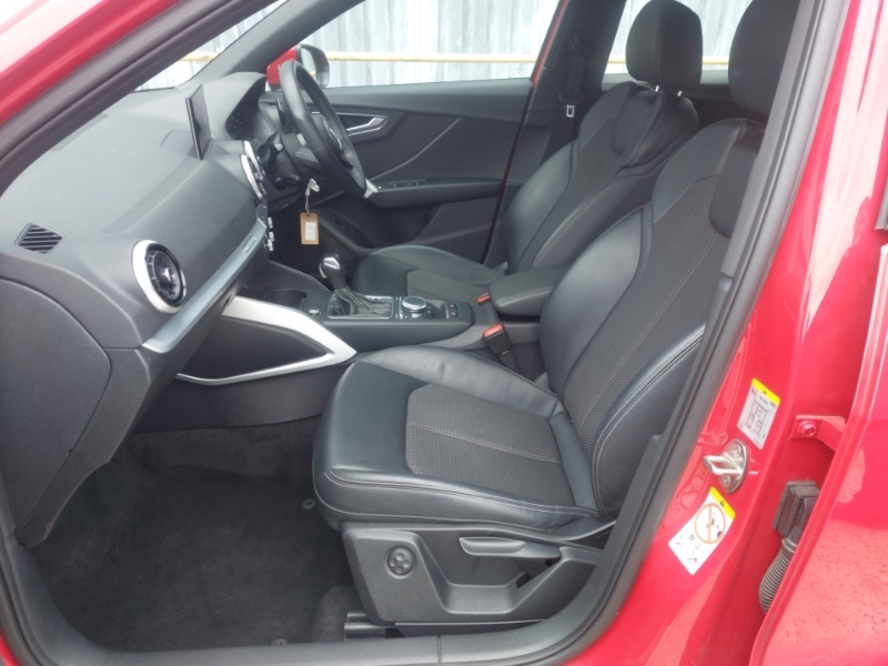 Audi Q2 35 Tfsi S Line S Tronic Red #5