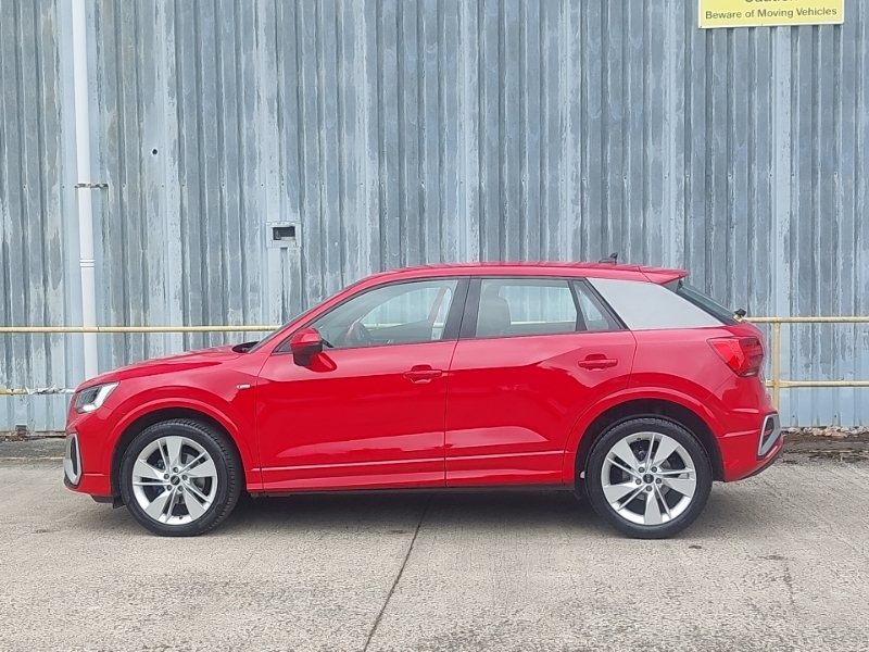 Audi Q2 35 Tfsi S Line S Tronic Red #4