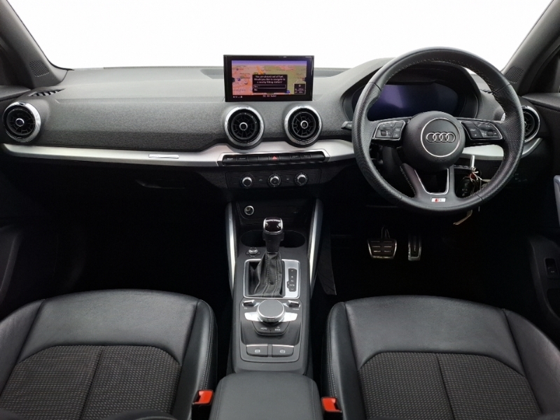 Audi Q2 35 Tfsi S Line S Tronic GL73WHP Black #3