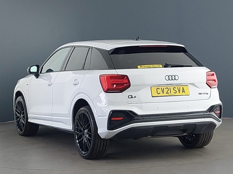 Audi Q2 35 Tfsi Black Edition White #2