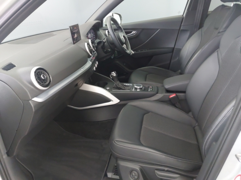 Audi Q2 35 Tfsi S Line S Tronic Silver #5