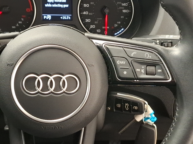 Audi Q2 Q2 Sport 35 Tfsi S-a Red #13