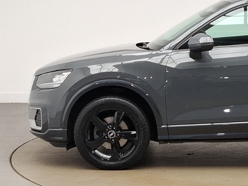 Audi Q2 Q2 Sport 35 Tfsi S-a Red #19