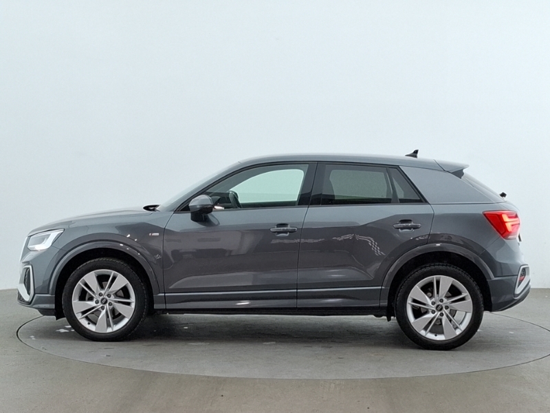 Audi Q2 35 Tfsi S Line S Tronic Grey #4