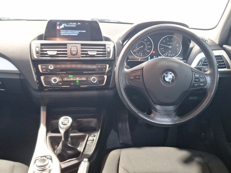 BMW 1 Series Sport Black #8