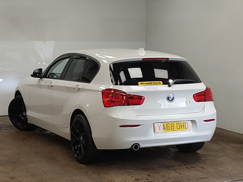 BMW 1 Series 118D Se Navservotronic White #2
