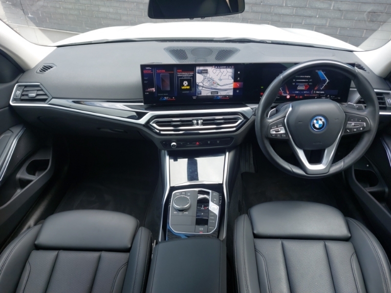 BMW 3 Series 330E Sport Step White #3