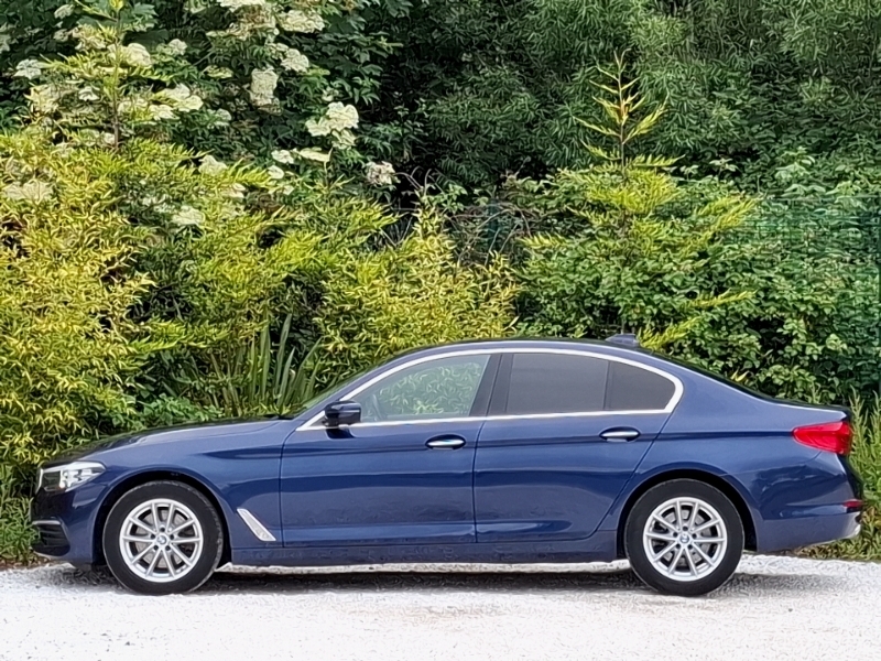 BMW 5 Series 520D Se Blue #4