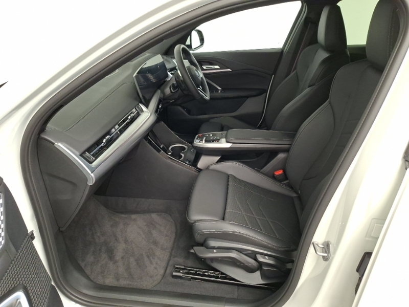 BMW iX2 150Kw Edrive20 M Sport 65Kwh Black #7