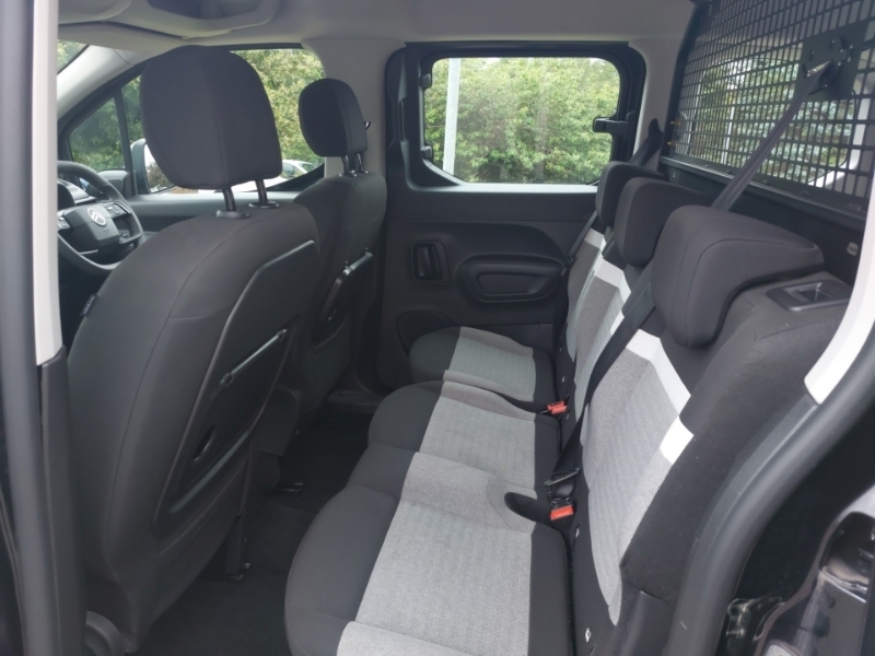 Citroen Berlingo 1.2 Puretech 110Ps Plus 5 Seat Black #6