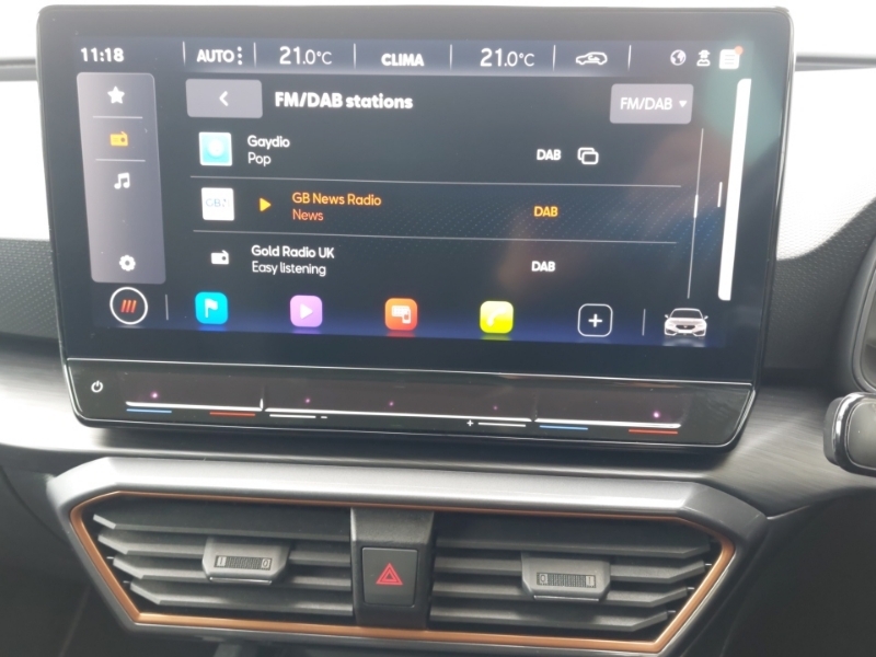 Cupra Leon 1.4 Ehybrid 12.8Kwh Vz2 Estate Plug-in YH74XHO White #11