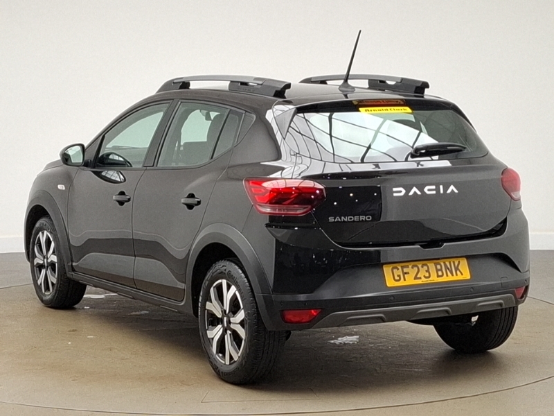 Dacia Sandero Stepway 1.0 Tce Journey Cvt Black #2