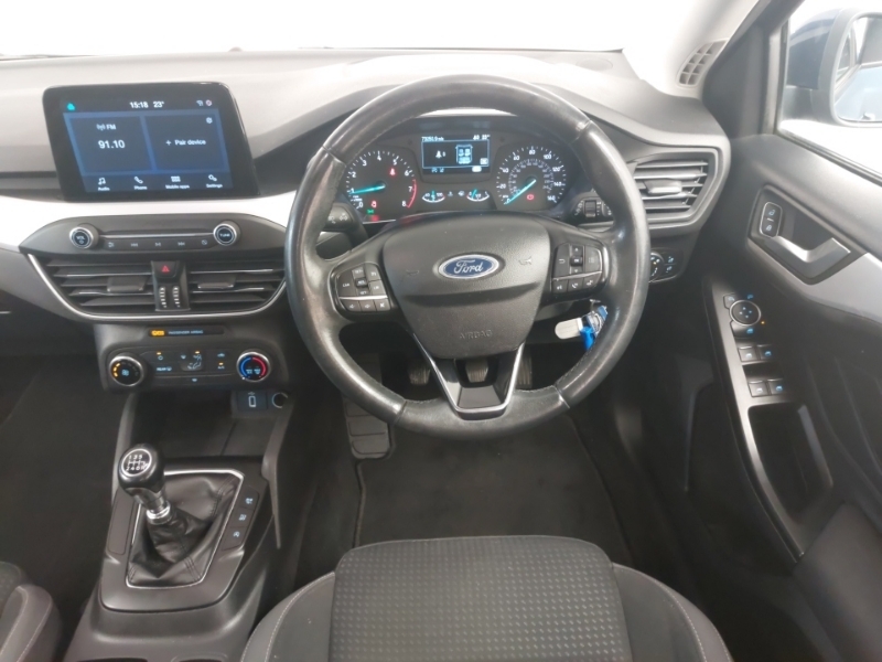 Ford Focus Focus 1.0 L Ecoboost St-line 6Spd 125Ps White #8