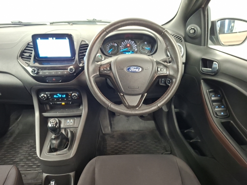 Ford KA+ 1.2 Ti-vct Zetec Black #8