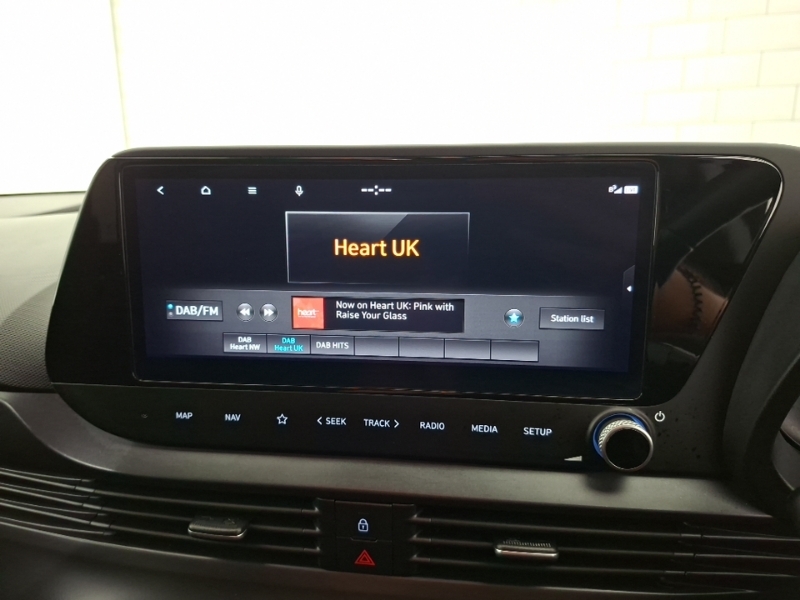 Hyundai Bayon 1L Se Connect Green #11