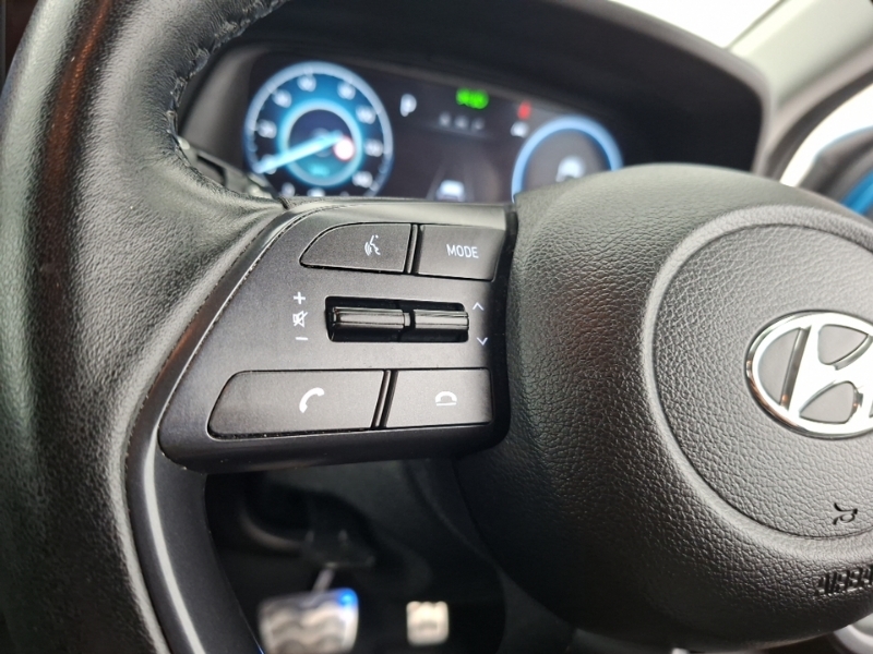 Hyundai Bayon 1L Se Connect Green #12