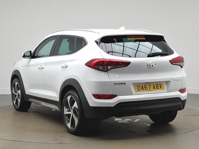 Hyundai Tucson 1.7 Crdi Blue Drive Sport Edition 2Wd Dct White #2
