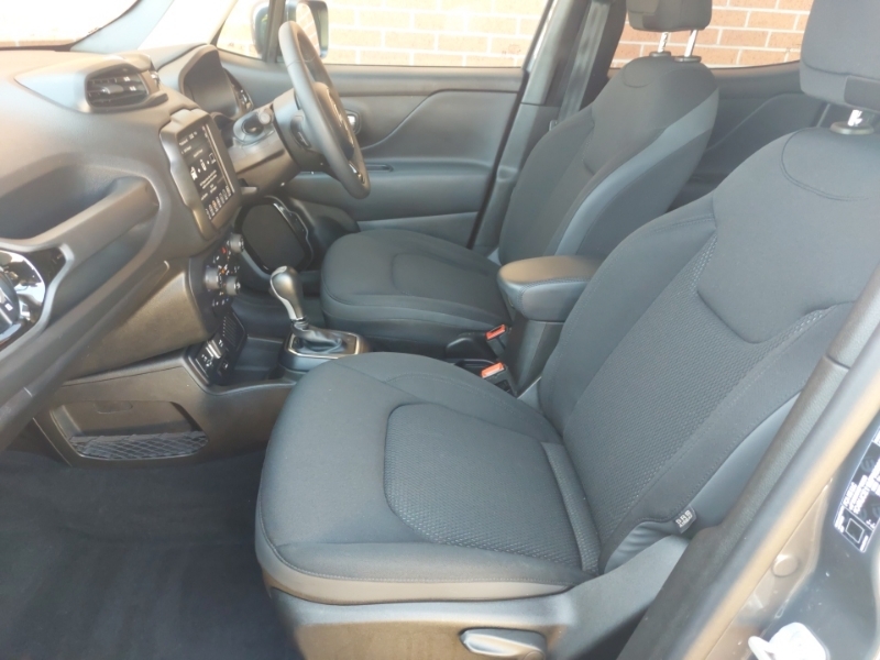 Jeep Renegade 1.3 T4 Gse Night Eagle II Ddct Grey #5