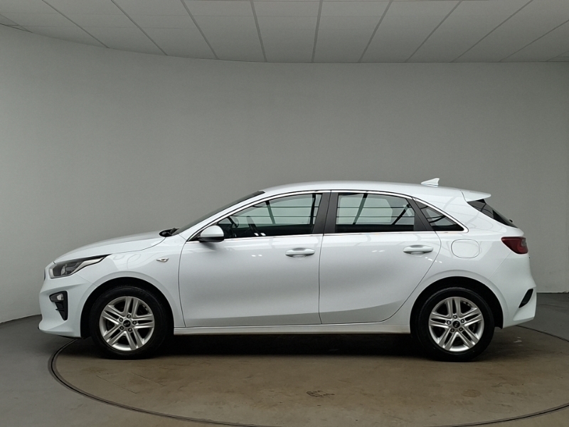 Kia Ceed 1.6 Crdi 48V Isg 2 White #4