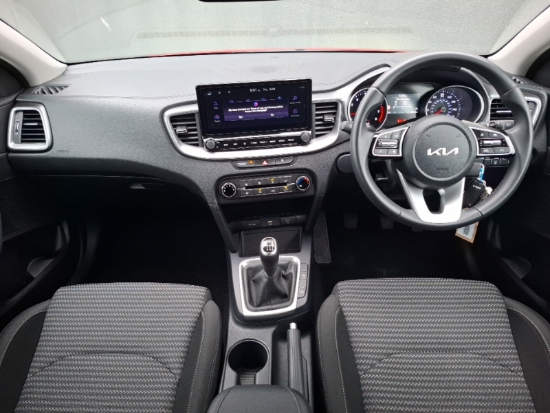 Kia Ceed 1.5T Gdi Isg 138 2 Red #3