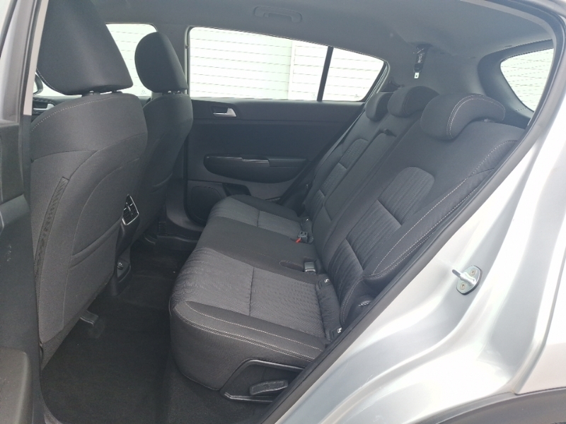 Kia Sportage 1.6 Crdi 2 Red #6