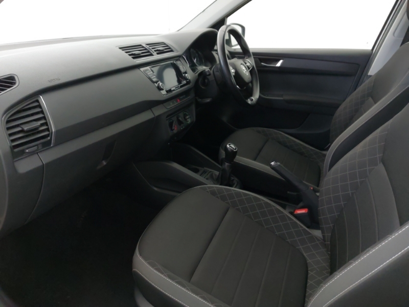 Skoda Fabia 1.0 Mpi Se White #5