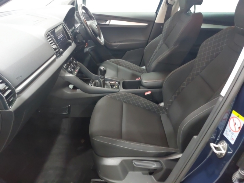 Skoda Karoq 1.5 Tsi Se Technology SP69ZWG Blue #5