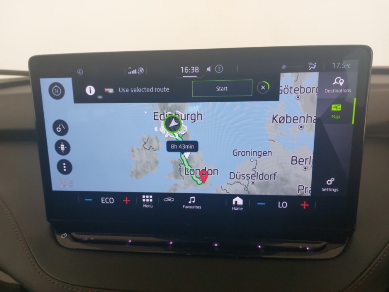 Skoda ENYAQ Suv Silver #10
