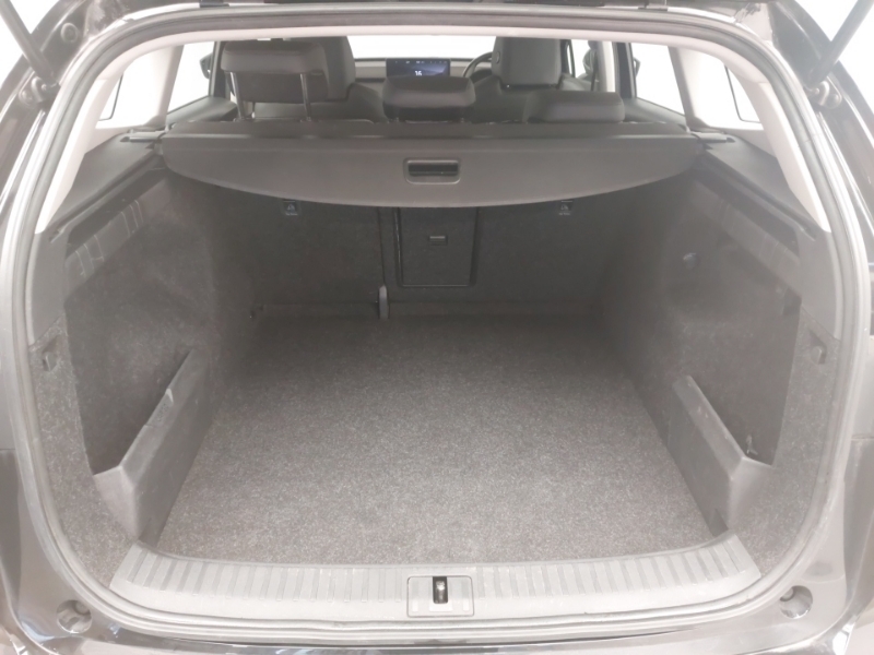 Skoda ENYAQ Suv Silver #18