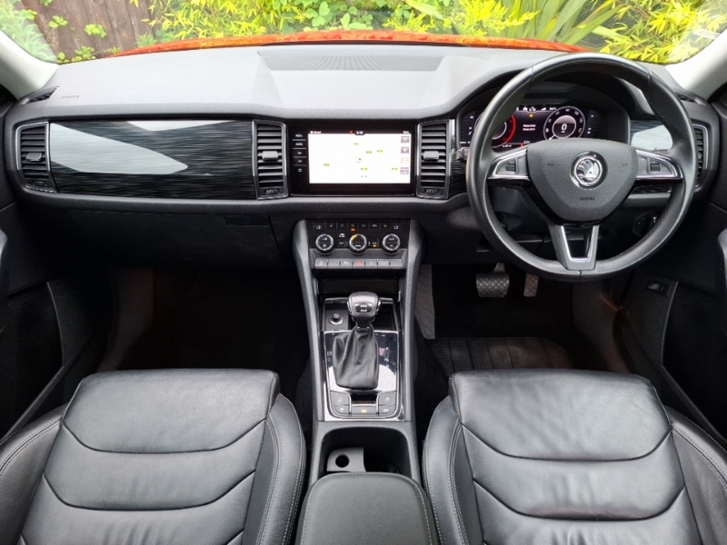 Skoda Kodiaq 2.0 Tdi Edition 4X4 Dsg 7 Seat Red #3