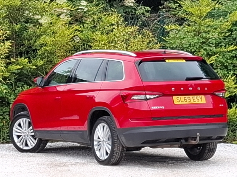Skoda Kodiaq 2.0 Tdi Edition 4X4 Dsg 7 Seat Red #2