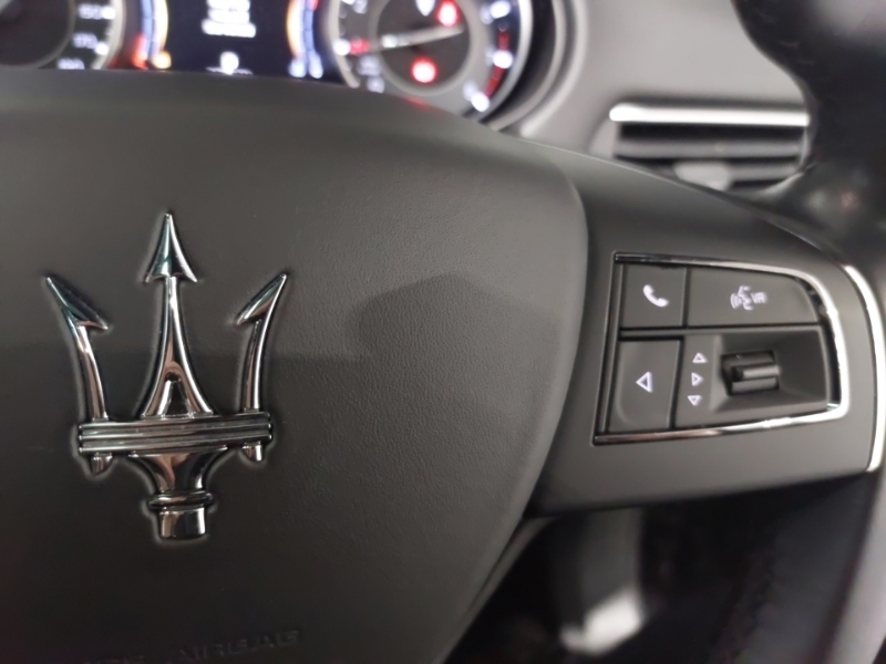Maserati Levante Gt Black #13