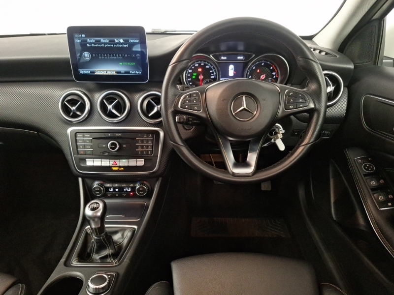 Mercedes-Benz A Class 2.1 A 200 D Amg Line 134 Bhp White #8
