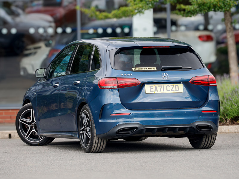 Mercedes-Benz B Class B200 Amg Line Premium Plus Edition Blue #2